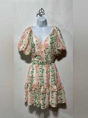 VICI Pastel Floral Tiered Mini With Lace‎ Detail Dress Women’s Size Small